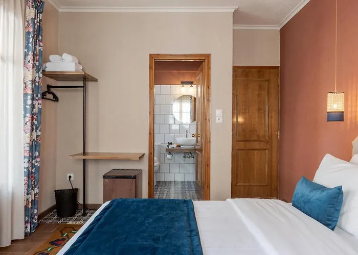 Πανσιόν Paeonia Αράχωβα